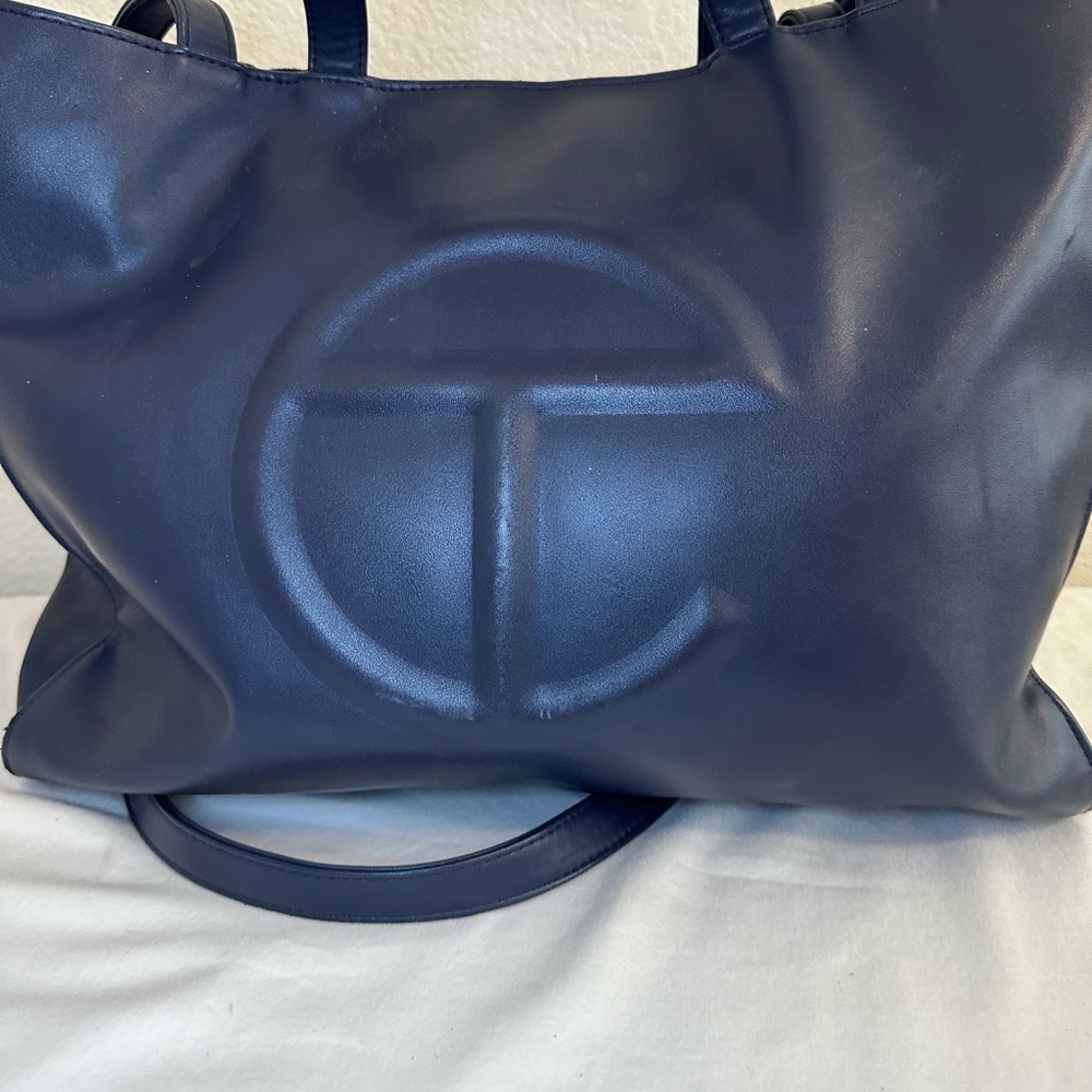 Telfar Médium Tote Bag